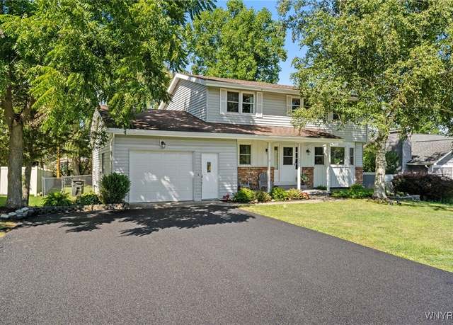 Property at 132 Beech Rd, Aurora, NY 14052, 3 beds, 3 baths