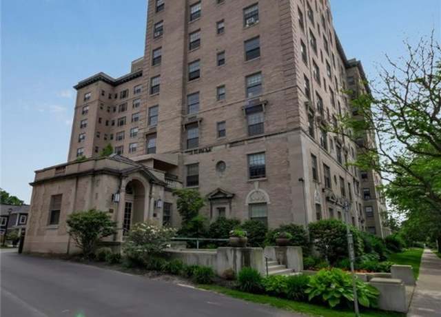 Property at 33 Gates Cir Unit 6B, Buffalo, NY 14222, 2 beds, 2 baths