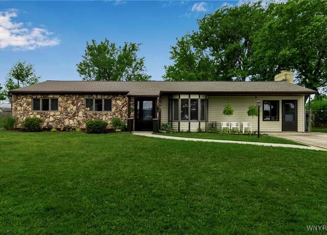 Property at 80 Alys Dr W, Cheektowaga, NY 14043, 4 beds, 2 baths