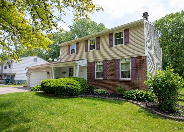 Property at 897 Fairmont Ave, North Tonawanda, NY 14120, 4 beds, 2.5 baths