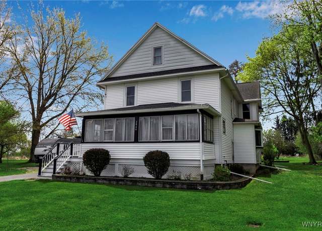 Property at 2864 Retsof Ave, York, NY 14539, 4 beds, 2 baths