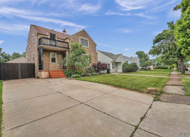 Property at 140 Hoover Ave, Tonawanda-town, NY 14217, 4 beds, 2 baths