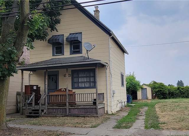 Property at 105 Kelburn St, Buffalo, NY 14206, 3 beds, 1 bath