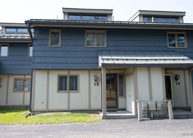 Property at 13 Alpine Mdw, Ellicottville, NY 14731, 3 beds, 2.5 baths