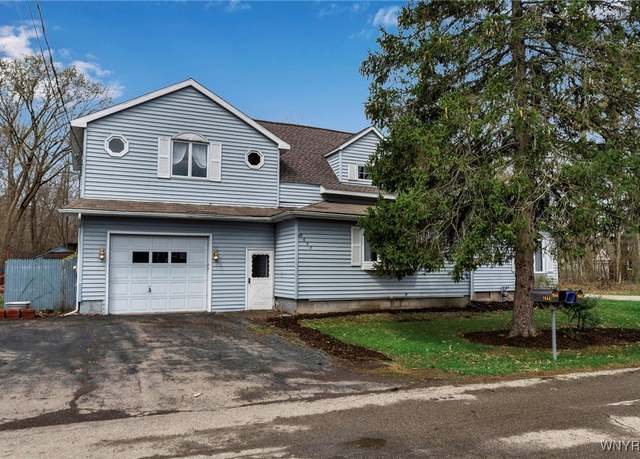 Property at 9644 Northfield St, Evans, NY 14006, 4 beds, 2.5 baths