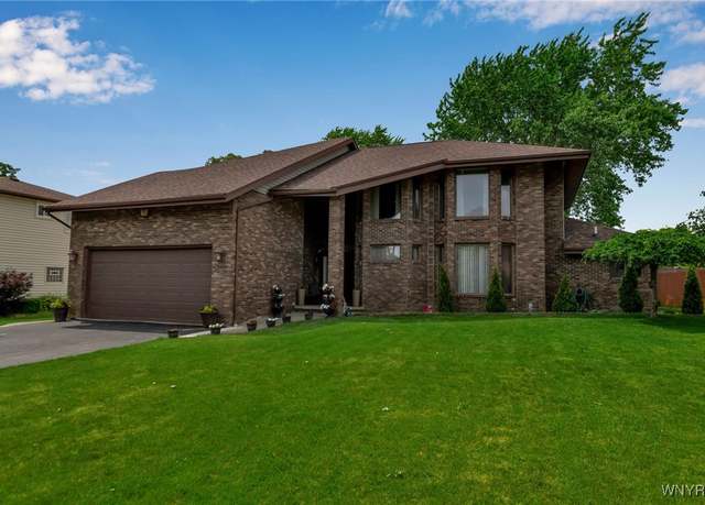 Property at 2160 Robert Dr, Niagara, NY 14304, 4 beds, 3 baths
