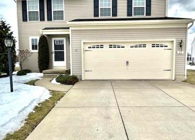 Property at 29 Skylark Ln, Wheatfield, NY 14304, 3 beds, 2.5 baths