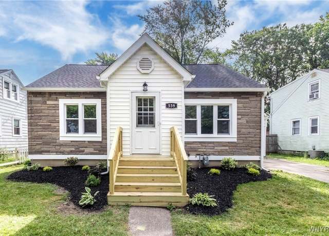 Property at 539 Windermere Blvd, Amherst, NY 14226, 4 beds, 1.5 baths