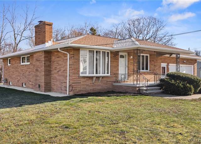 Property at 1631 Tuscarora Rd, Niagara, NY 14304, 3 beds, 2 baths