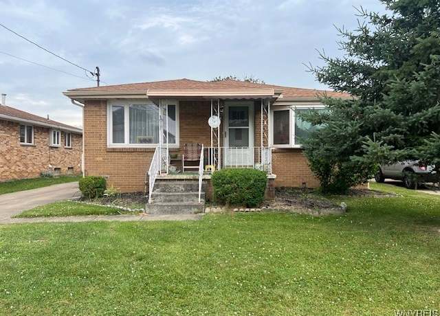Property at 37 Bedford Ave, Lackawanna, NY 14218, 3 beds, 1 bath