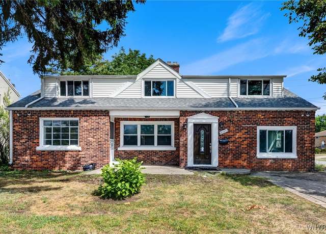 Property at 4289 Union Rd, Cheektowaga, NY 14225, 7 beds, 3 baths
