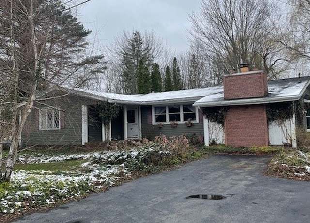 Property at 8 Lawrence Ave, Pembroke, NY 14036, 3 beds, 2 baths
