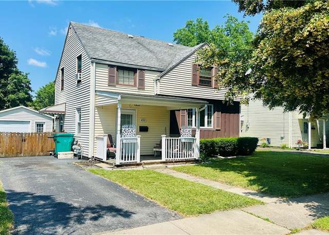 Property at 490 82nd St, Niagara Falls, NY 14304, 3 beds, 1 bath