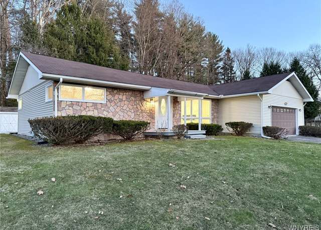 Property at 327 Hillside Dr, Whitestown, NY 13424, 3 beds, 2 baths