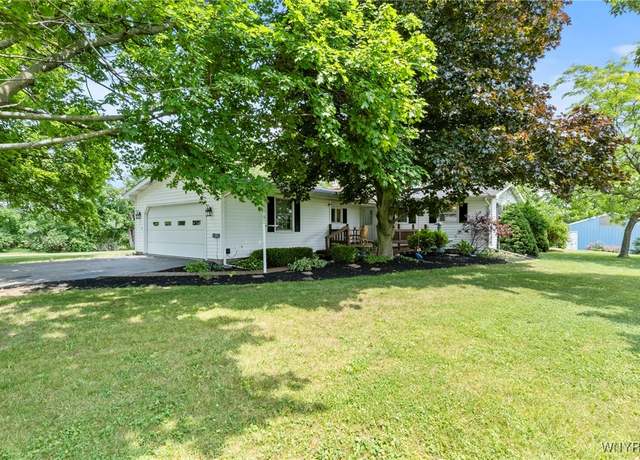 Property at 9015 Donahue Rd, Batavia, NY 14020, 3 beds, 1.5 baths