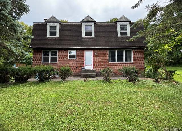 Property at 1466 Erie St, Darien, NY 14040, 4 beds, 1.5 baths