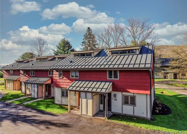 Property at 10 Alpine #10, Ellicottville, NY 14731, 3 beds, 2.5 baths