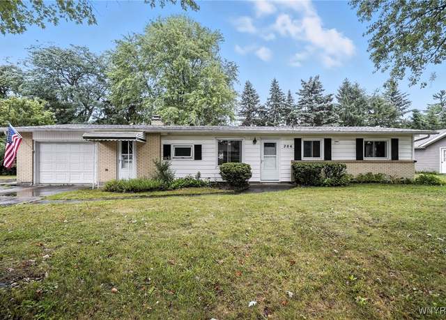 Property at 206 Berkley Rd, Amherst, NY 14221, 3 beds, 2 baths