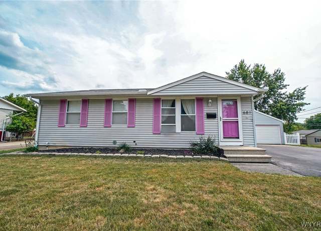 Property at 681 East And West Rd, West Seneca, NY 14224, 3 beds, 1 bath