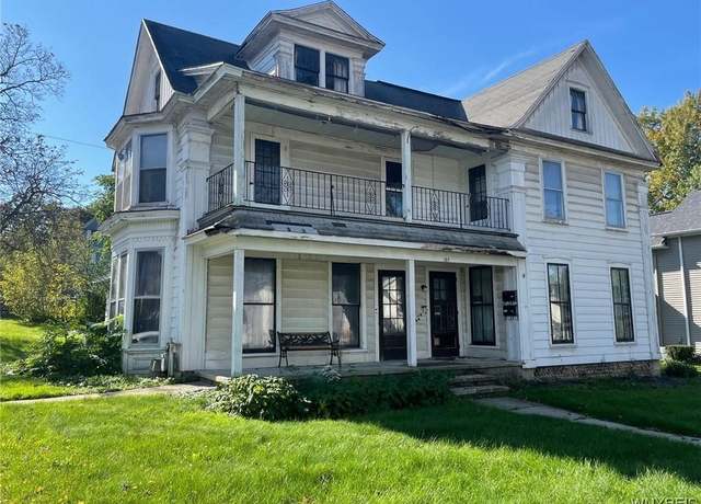 Property at 127 Main St, Newstead, NY 14001, 4 beds, 4.5 baths