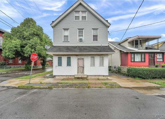Property at 214 Ludington St, Buffalo, NY 14206, 9 beds, 3 baths