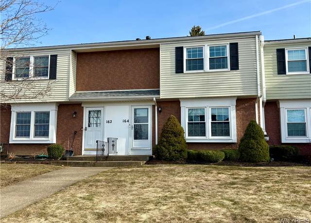 Property at 164 Holiday Ln, Hamburg, NY 14075, 2 beds, 1.5 baths