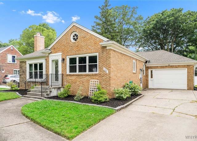Property at 34 Wainwright Rd, Cheektowaga, NY 14215, 3 beds, 2 baths