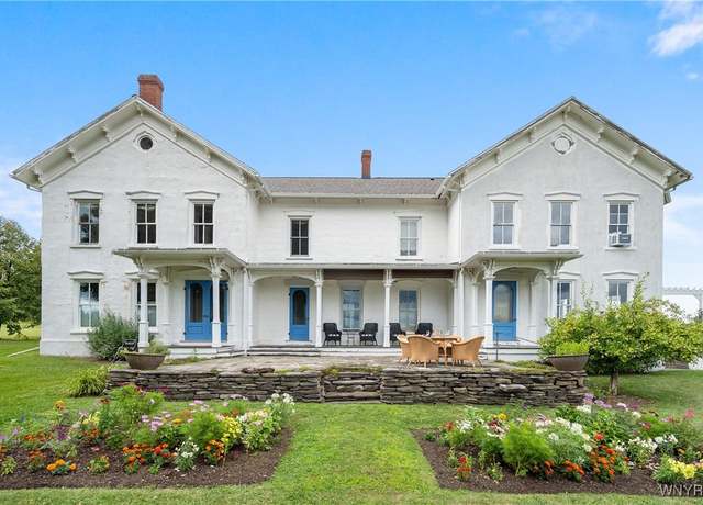 Property at 9940 Middle Rd, Pulteney, NY 14840, 5 beds, 2.5 baths