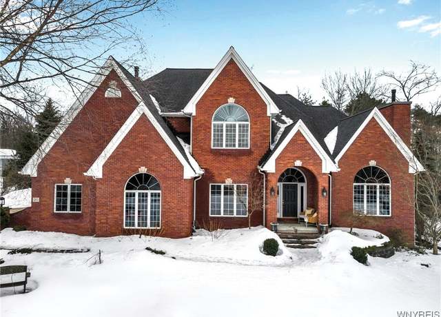 Property at 20 Lakeridge South Dr, Orchard Park, NY 14127, 5 beds, 4 baths