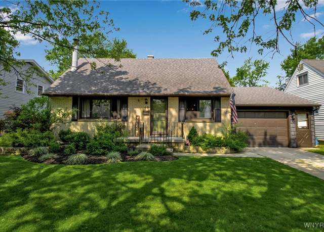 Property at 40 Lois Dr, Cheektowaga, NY 14227, 3 beds, 2 baths