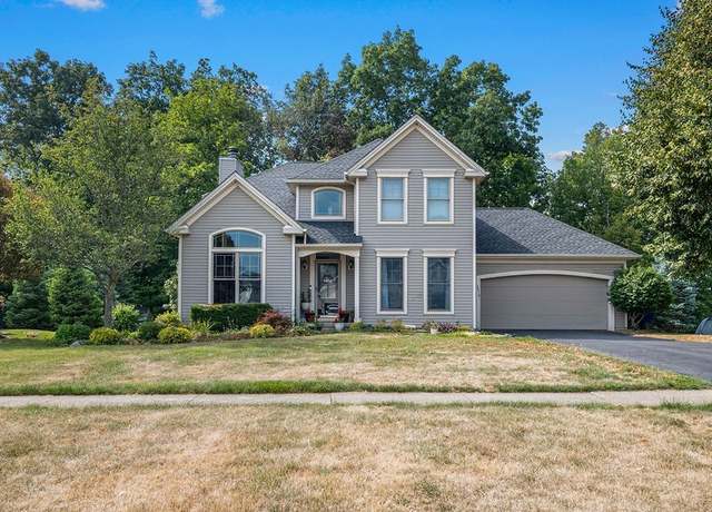 Property at 3479 Parkwood Cmns, Hamburg, NY 14075, 4 beds, 2.5 baths