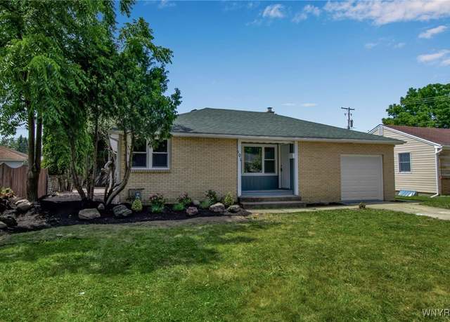 Property at 101 Kurtz Ave, Lancaster, NY 14086, 2 beds, 1.5 baths