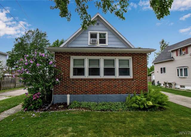 Property at 23 Cleveland Ave, Tonawanda, NY 14150, 3 beds, 1.5 baths