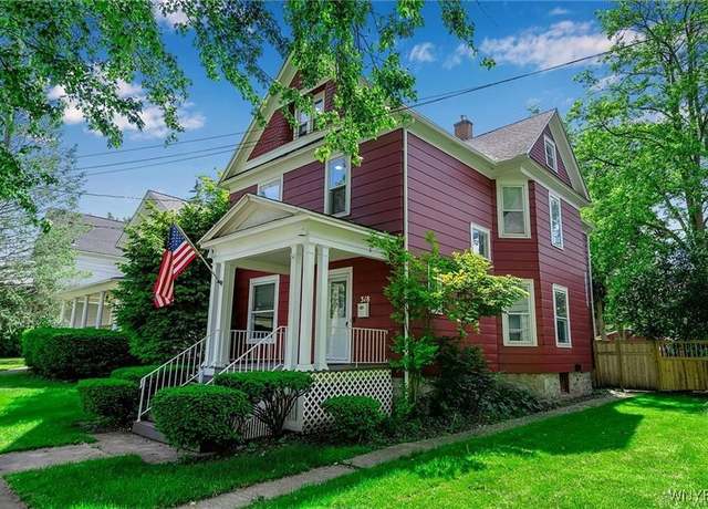 Property at 318 Washburn St, Lockport-city, NY 14094, 5 beds, 3 baths