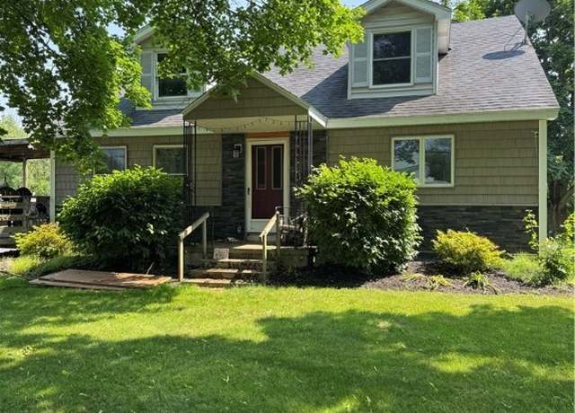 Property at 2692 New Rd, Wilson, NY 14131, 4 beds, 2 baths
