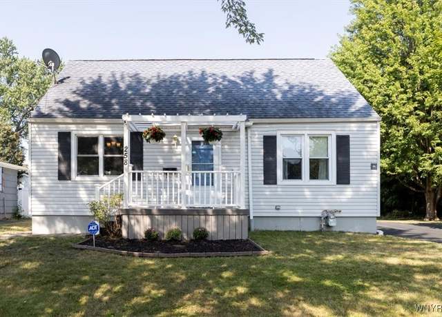 Property at 258 85th St, Niagara Falls, NY 14304, 3 beds, 1 bath