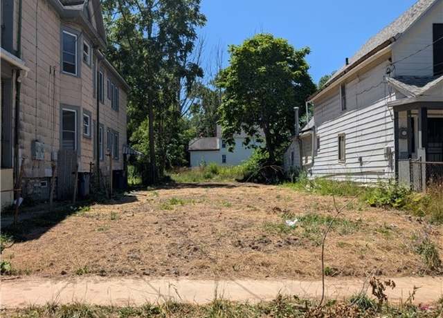 Property at 149 Arkansas St, Buffalo, NY 14213