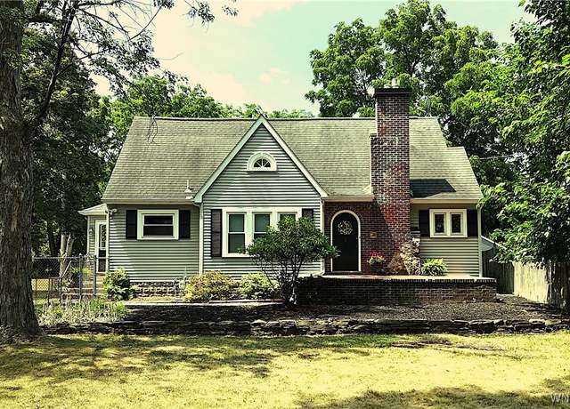 Property at 4540 Harris Hill Rd, Clarence, NY 14221, 3 beds, 2 baths
