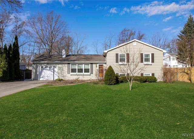 Property at 455 West Ln, Lewiston, NY 14092, 4 beds, 2 baths