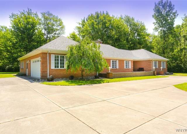 Property at 2275 Hess Rd, Newfane, NY 14008, 3 beds, 3 baths