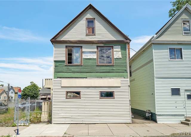 Property at 824 Clinton St, Buffalo, NY 14210, 3 beds, 4 baths