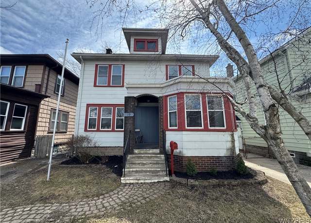 Property at 19 Delton St, Tonawanda-city, NY 14150, 3 beds, 2 baths