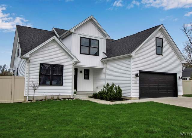 Property at 6 Rolling Woods Ln, West Seneca, NY 14224, 6 beds, 2.5 baths