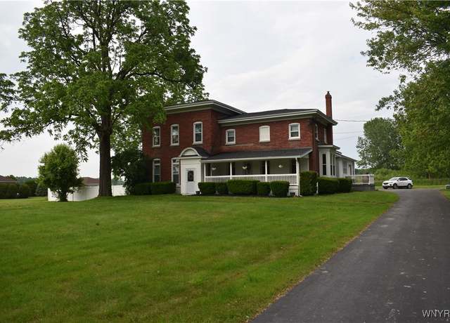Property at 4571 Budd Rd, Cambria, NY 14094, 5 beds, 2 baths