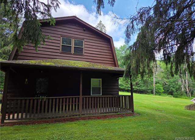 Property at 3295 State Park Ave, Salamanca, NY 14779, 1 bed, 1.5 baths