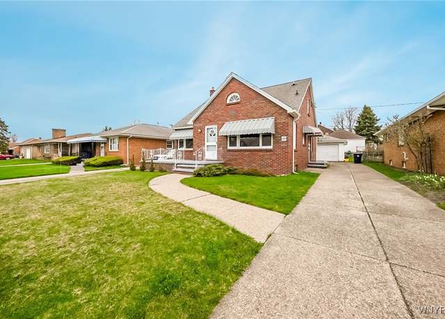 Property at 166 Meadowbrook Dr, Lackawanna, NY 14218, 4 beds, 2 baths