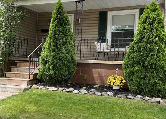 Property at 8 Newell Ave, Lancaster, NY 14086, 3 beds, 2 baths