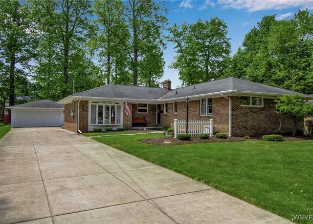 Property at 187 Hi View Ter, West Seneca, NY 14224, 3 beds, 1.5 baths