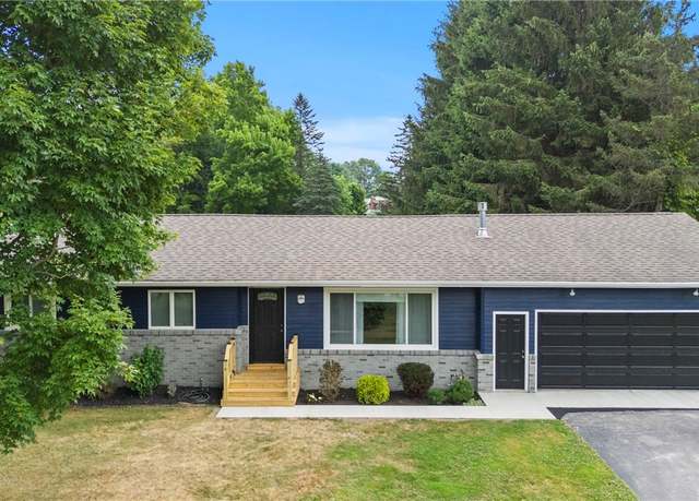 Property at 893 Townline Rd, Marilla, NY 14059, 3 beds, 1.5 baths