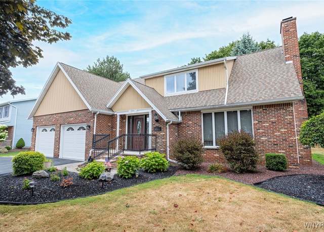 Property at 21 Allanview Dr, Batavia City, NY 14020, 4 beds, 2.5 baths